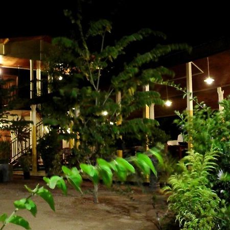 ซันน์ ท็อป คาบานา Hotel ตรินโคมาลี ภายนอก รูปภาพ