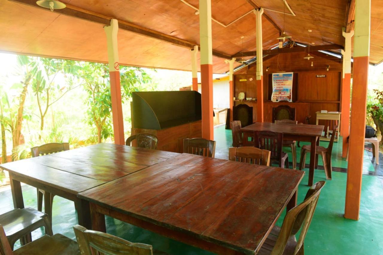 ซันน์ ท็อป คาบานา Hotel ตรินโคมาลี ภายนอก รูปภาพ