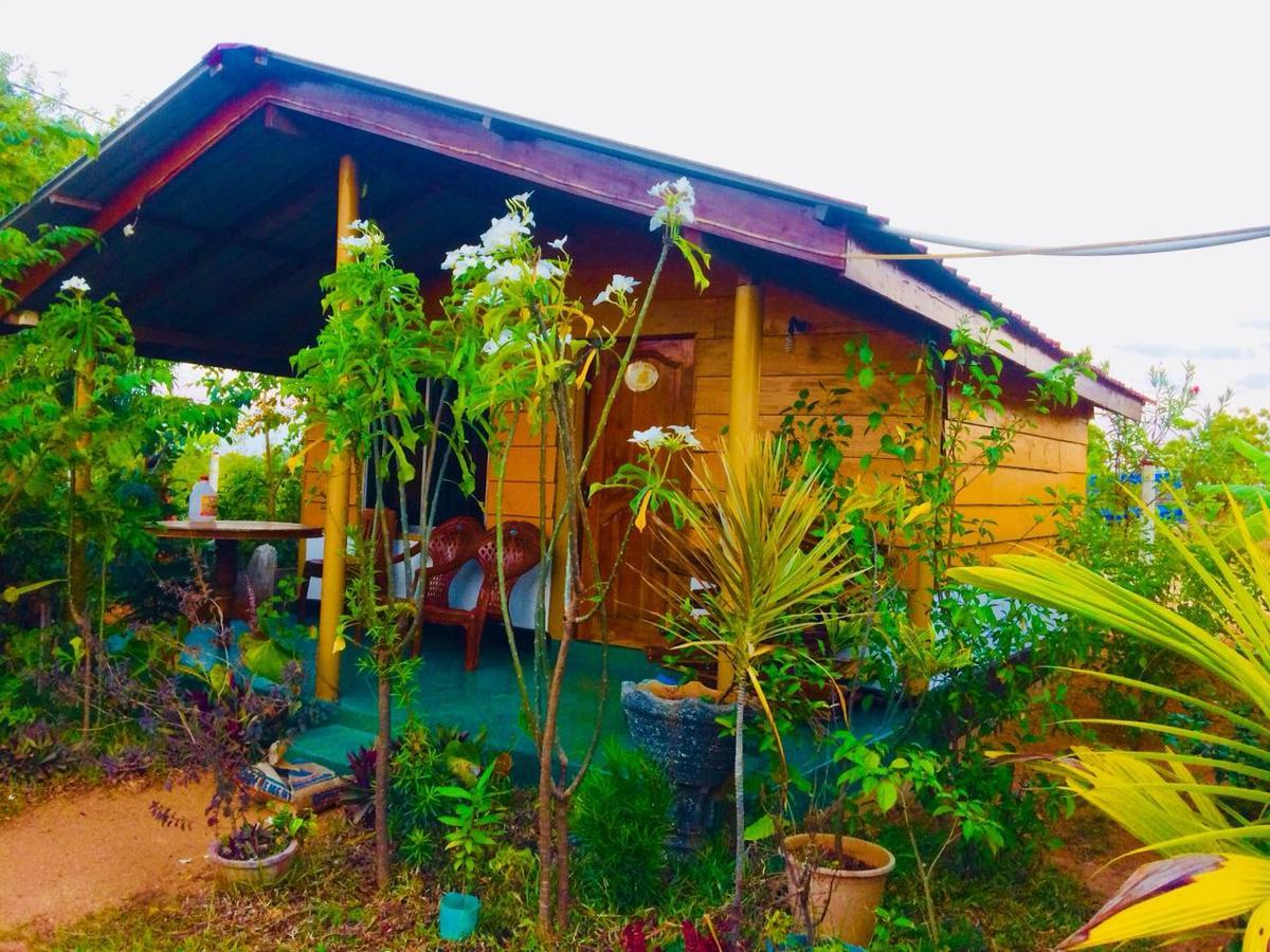 ซันน์ ท็อป คาบานา Hotel ตรินโคมาลี ภายนอก รูปภาพ