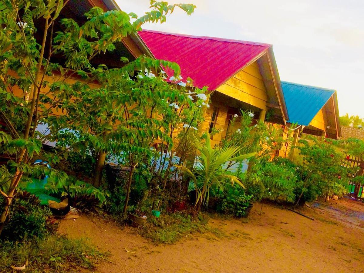 ซันน์ ท็อป คาบานา Hotel ตรินโคมาลี ภายนอก รูปภาพ