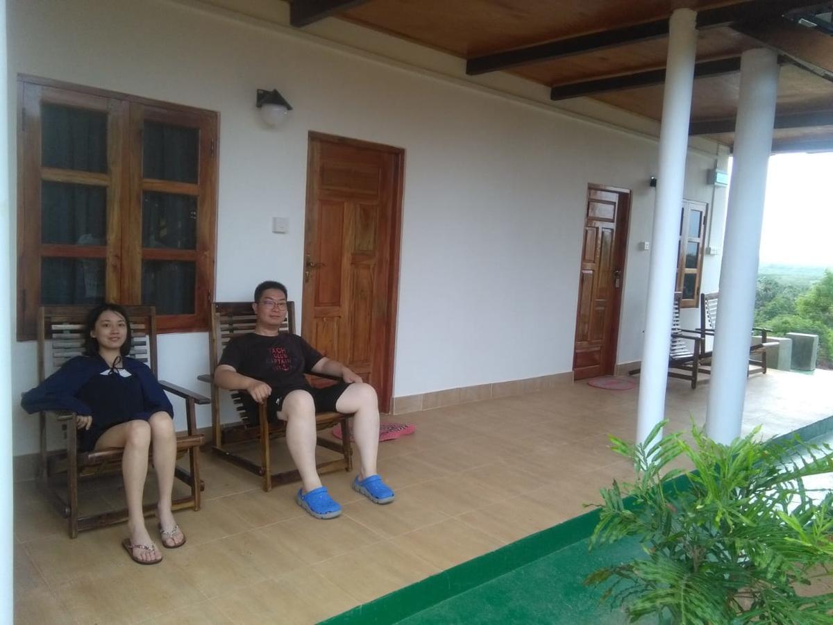 ซันน์ ท็อป คาบานา Hotel ตรินโคมาลี ภายนอก รูปภาพ