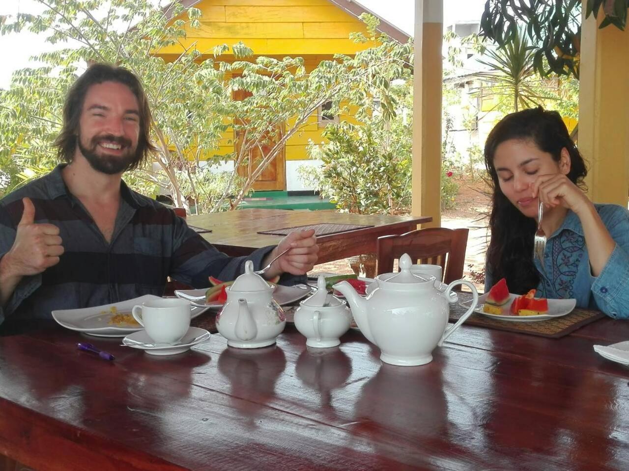 ซันน์ ท็อป คาบานา Hotel ตรินโคมาลี ภายนอก รูปภาพ